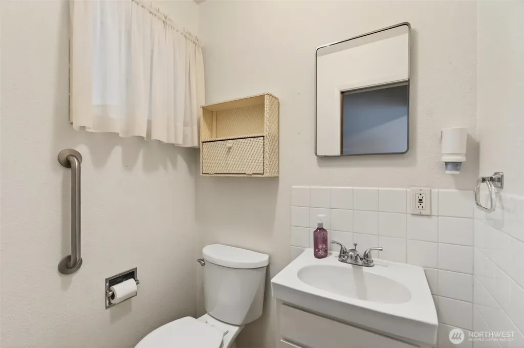 2 Pacific Place Longview WA 98632