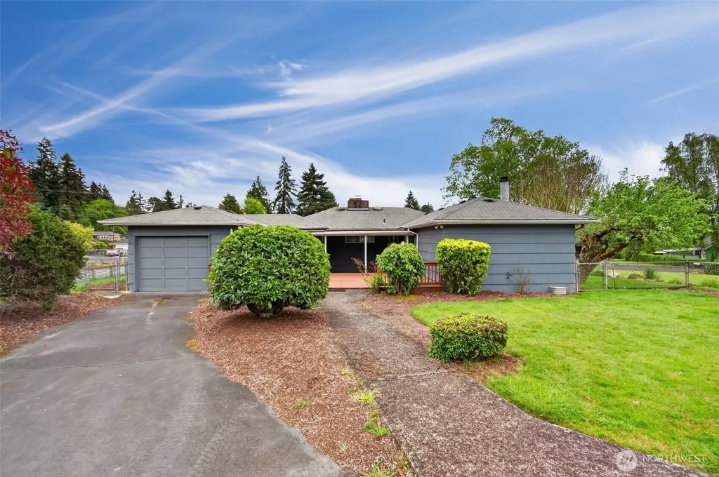 2 Pacific Place Longview WA 98632