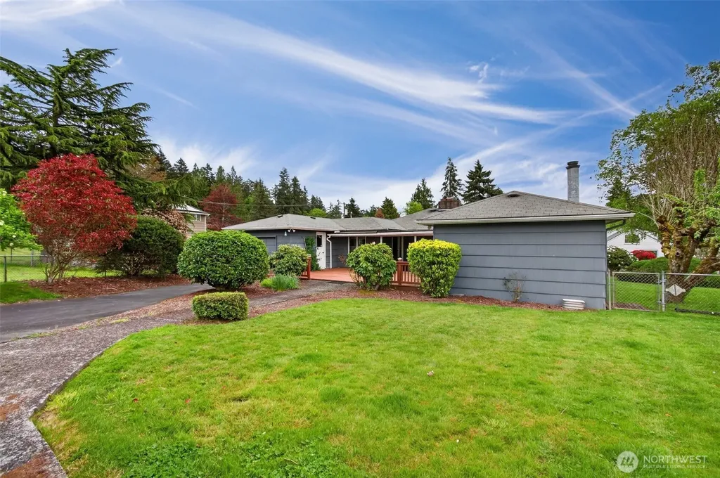 2 Pacific Place Longview WA 98632