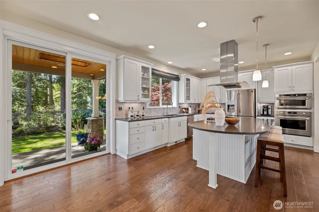 23331 SE 4th Place Sammamish WA 98074