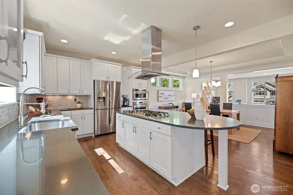 23331 SE 4th Place Sammamish WA 98074