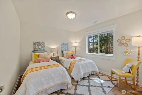 23331 SE 4th Place Sammamish WA 98074