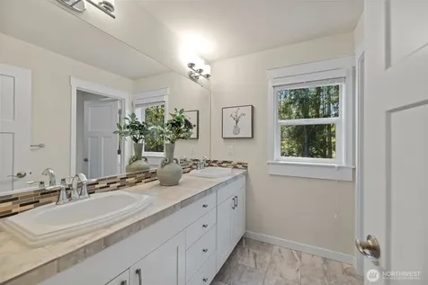 23331 SE 4th Place Sammamish WA 98074
