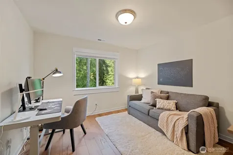 23331 SE 4th Place Sammamish WA 98074