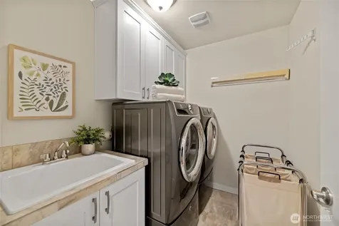 23331 SE 4th Place Sammamish WA 98074