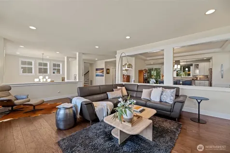 23331 SE 4th Place Sammamish WA 98074