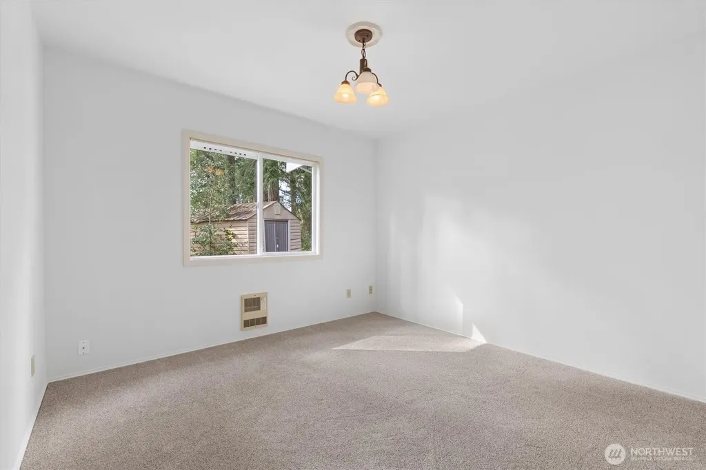 24309 SE 25th Street Sammamish WA 98075