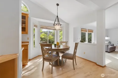24309 SE 25th Street Sammamish WA 98075