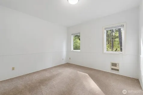 24309 SE 25th Street Sammamish WA 98075