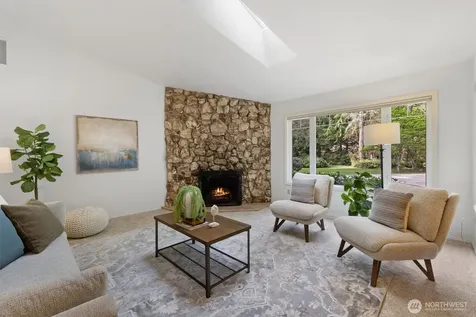 24309 SE 25th Street Sammamish WA 98075