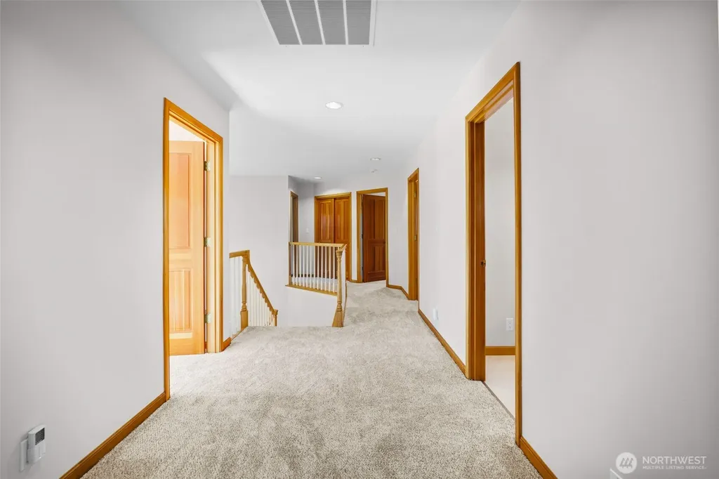 5452 Northwest Drive Bellingham WA 98226