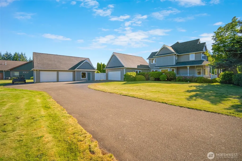 5452 Northwest Drive Bellingham WA 98226