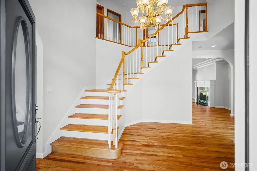 5452 Northwest Drive Bellingham WA 98226