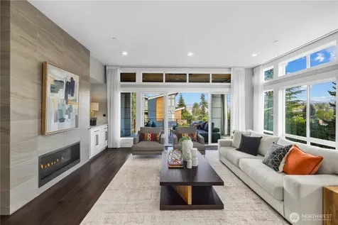 16908 SE 34th Street Bellevue WA 98008