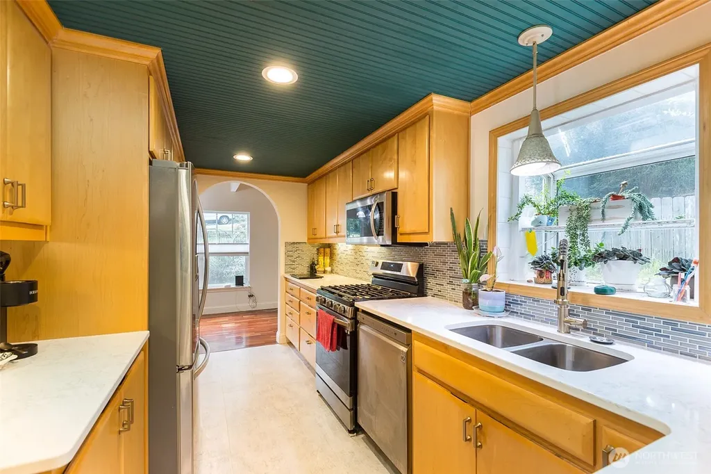 31 Salal Way Sequim WA 98382