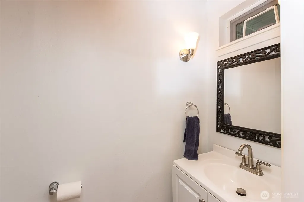 31 Salal Way Sequim WA 98382