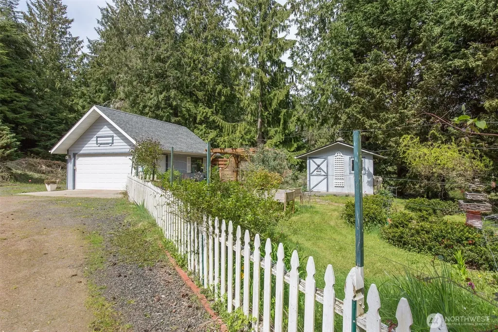 31 Salal Way Sequim WA 98382