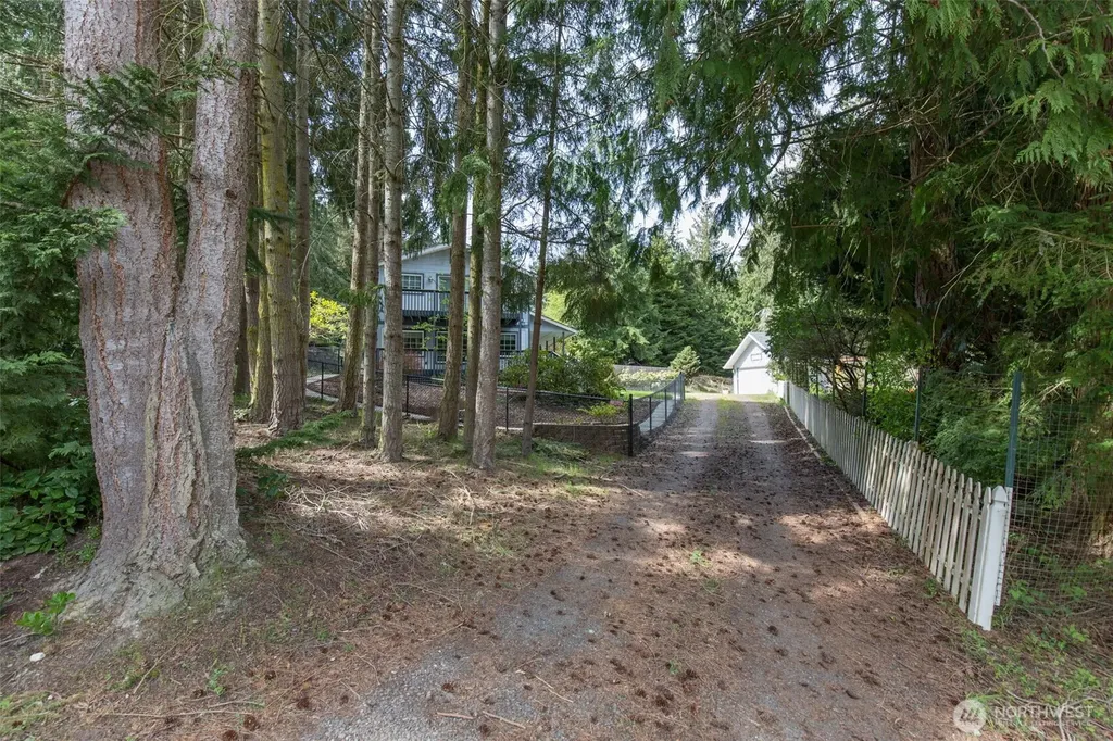 31 Salal Way Sequim WA 98382