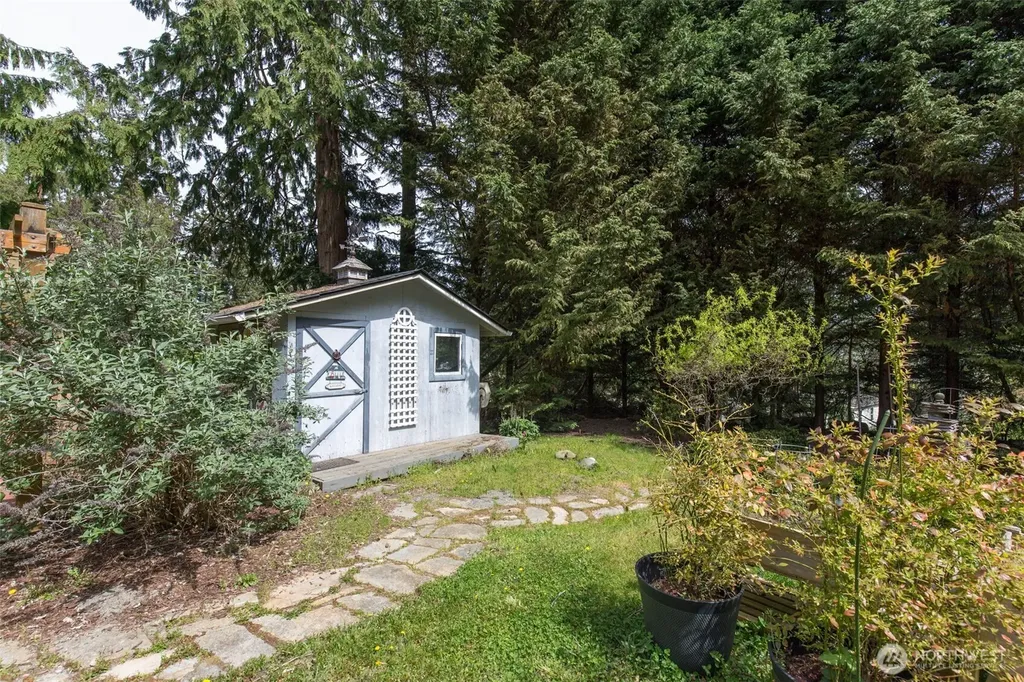 31 Salal Way Sequim WA 98382