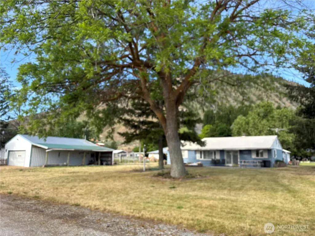 221 Third Street Brewster WA 98812