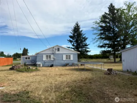 221 Third Street Brewster WA 98812