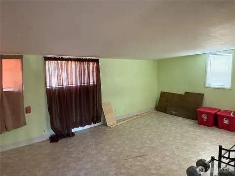 221 Third Street Brewster WA 98812