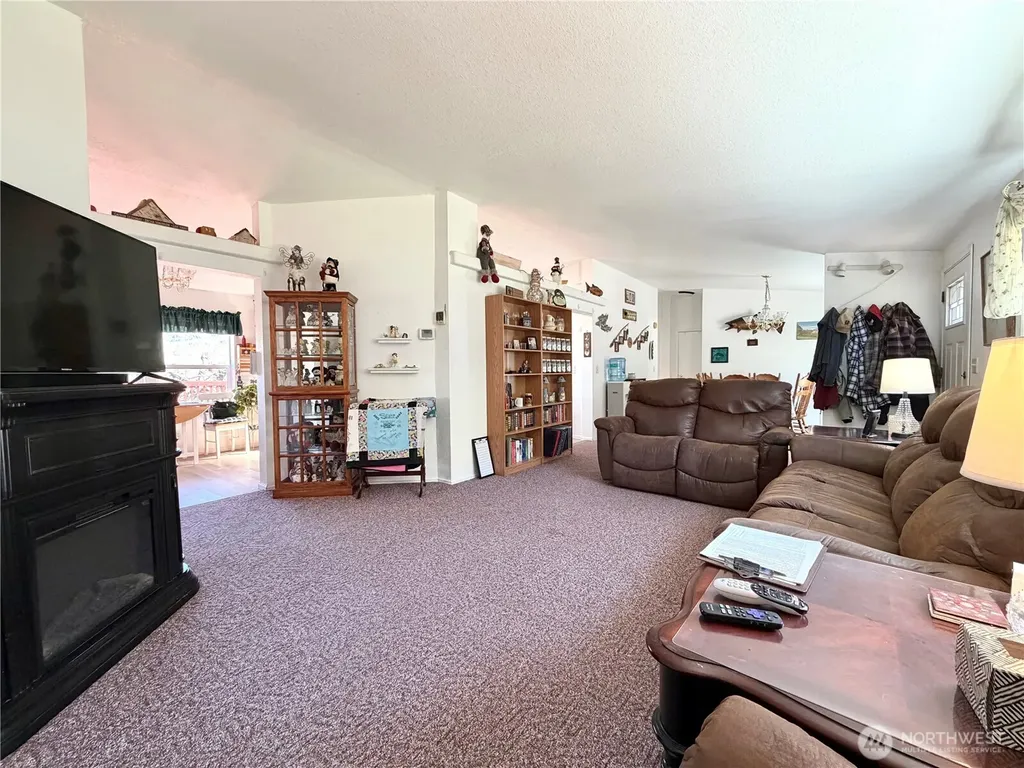 1024 Old Highway 97 Brewster WA 98812