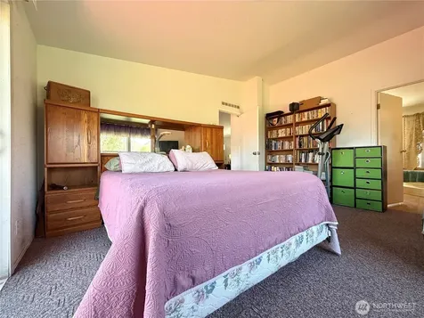 1024 Old Highway 97 Brewster WA 98812
