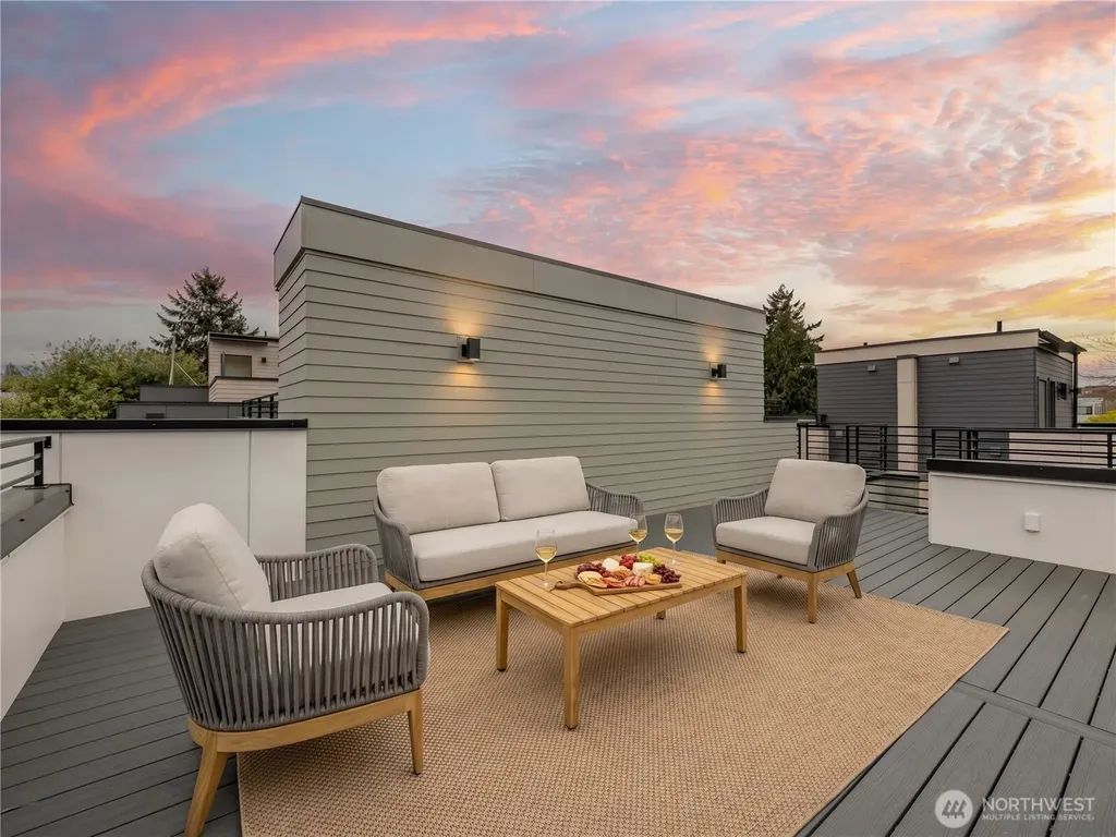 1412 N 47th Street Seattle WA 98103