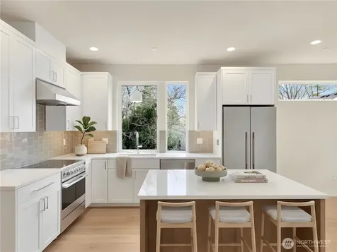 1412 N 47th Street Seattle WA 98103