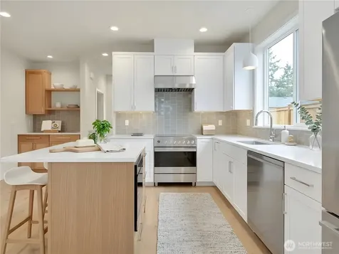 1412 N 47th Street Seattle WA 98103