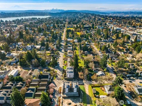 632 N 92nd Street Seattle WA 98103