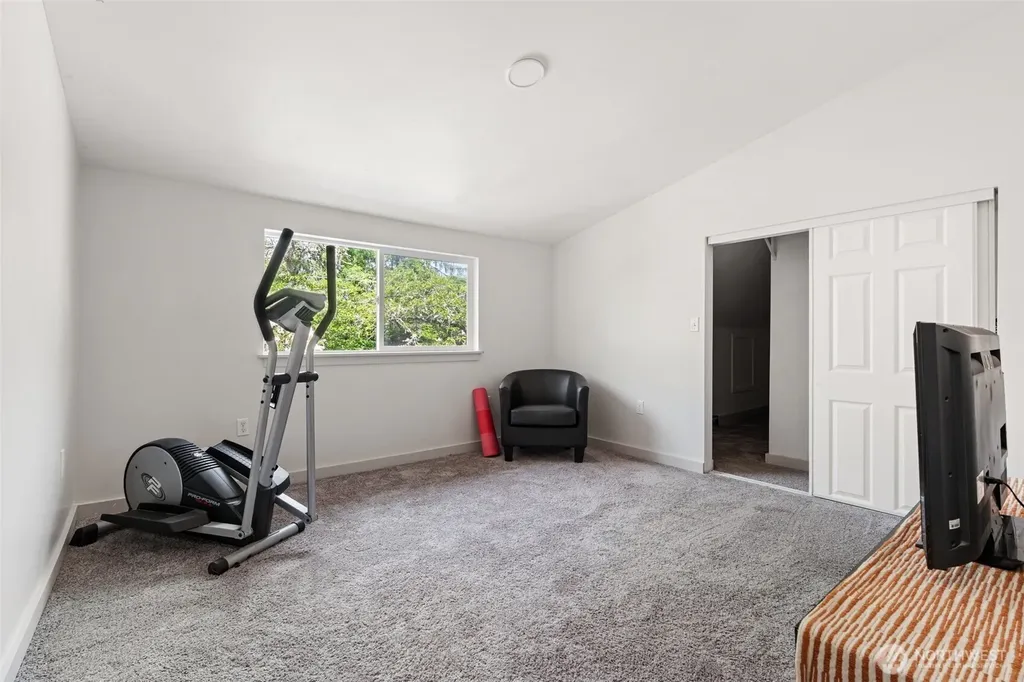 1102 Tecumseh Street Aberdeen WA 98520