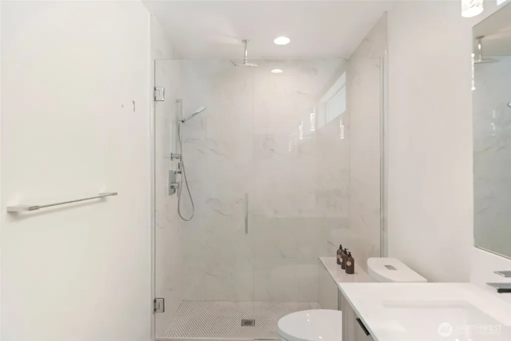 3406 15th Avenue W Seattle WA 98119