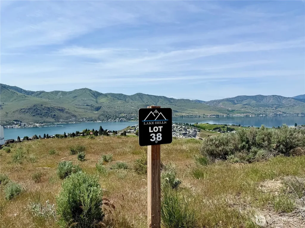857 Long Drive Chelan WA 98816