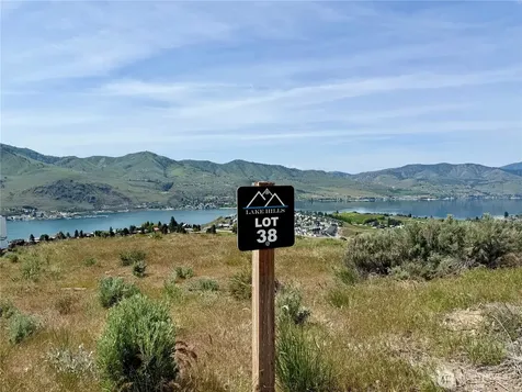 857 Long Drive Chelan WA 98816