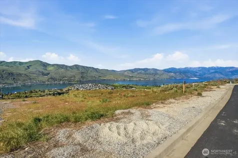 857 Long Drive Chelan WA 98816
