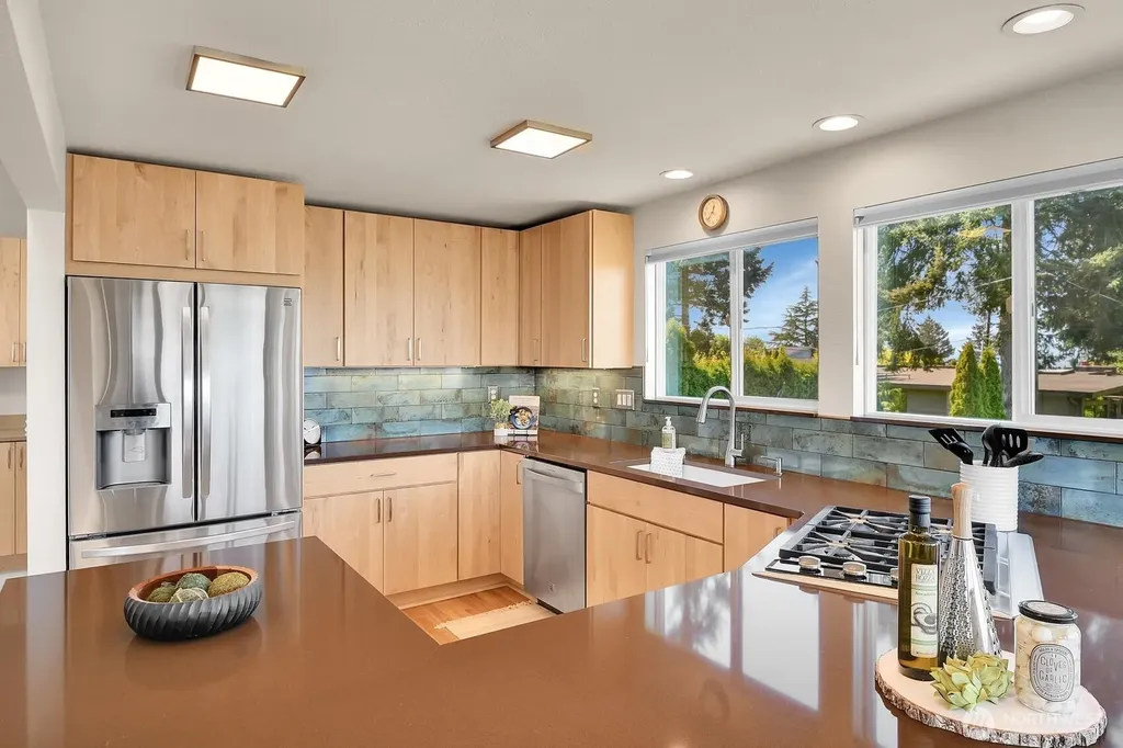7103 156th Street SW Edmonds WA 98026