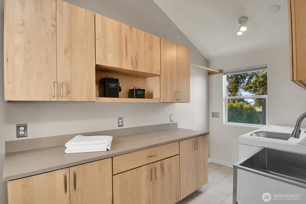 7103 156th Street SW Edmonds WA 98026