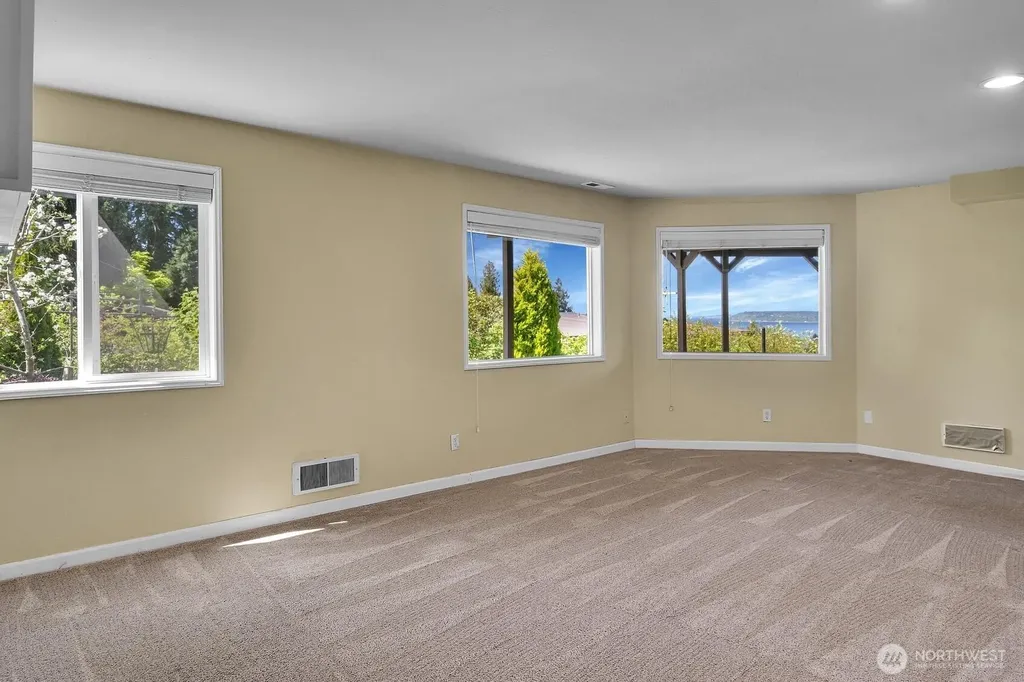 7103 156th Street SW Edmonds WA 98026