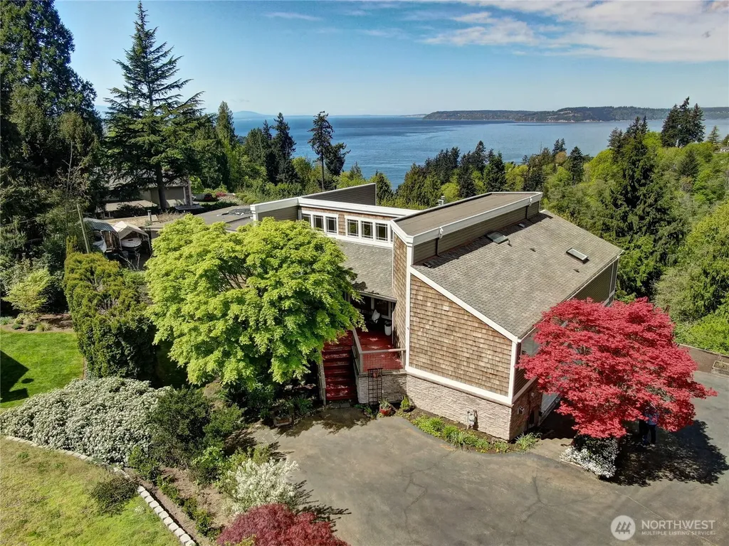 7103 156th Street SW Edmonds WA 98026