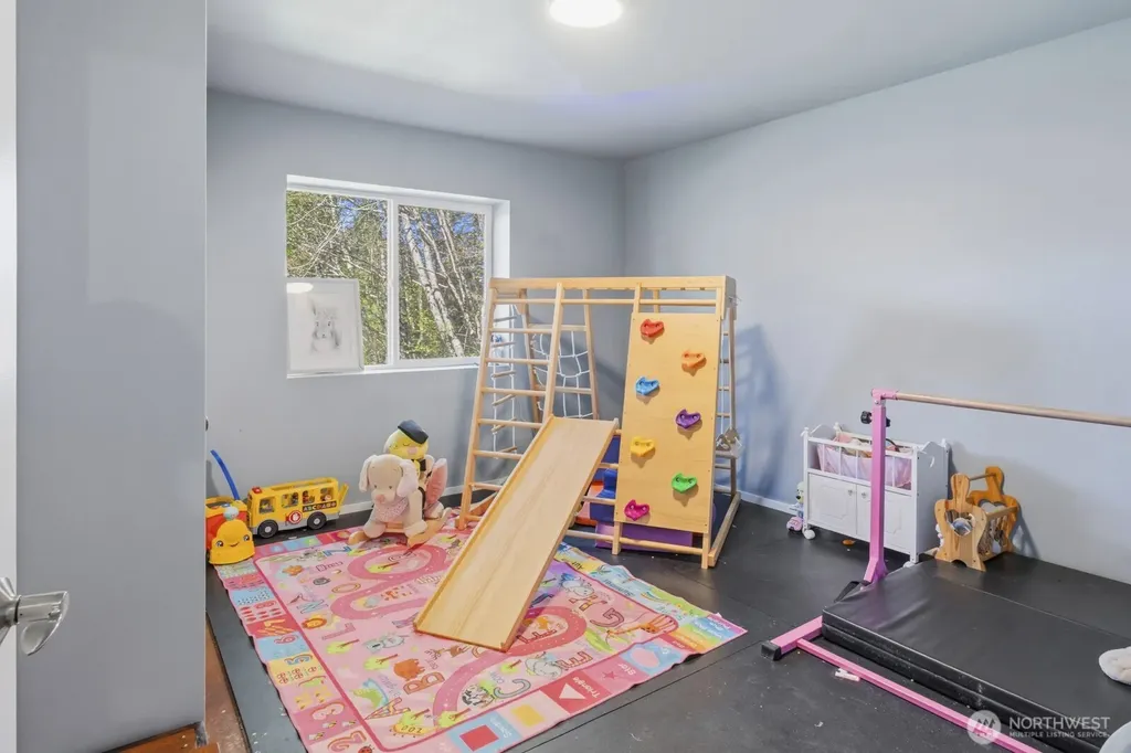 690 N Summit Mccleary WA 98557