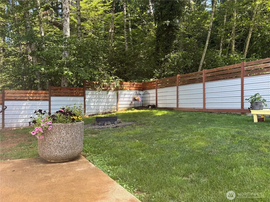 690 N Summit Mccleary WA 98557