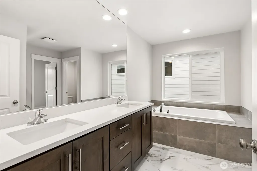 14519 204th Avenue E Bonney Lake WA 98391