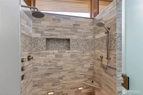 838 Sundown Lane Camano Island WA 98282