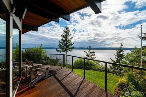 838 Sundown Lane Camano Island WA 98282