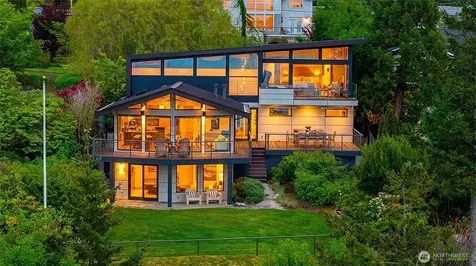 838 Sundown Lane Camano Island WA 98282