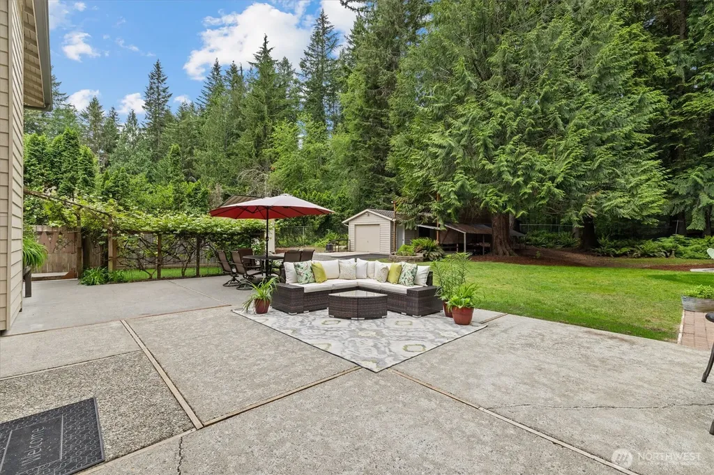 6923 237th Avenue NE Redmond WA 98053