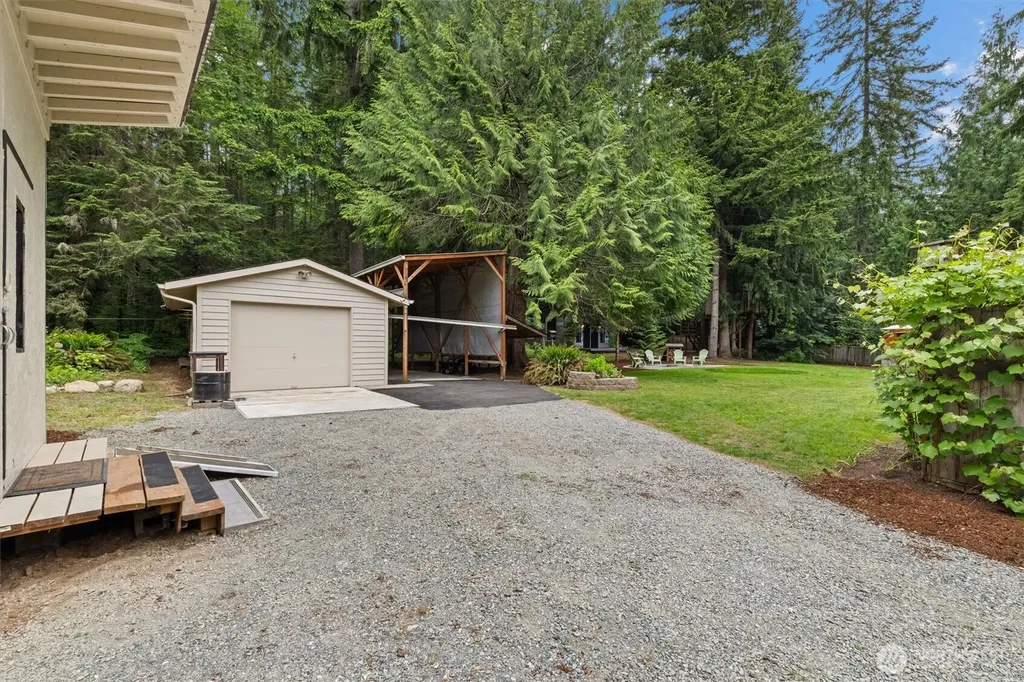 6923 237th Avenue NE Redmond WA 98053