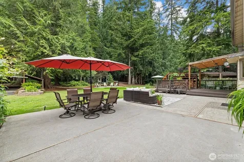 6923 237th Avenue NE Redmond WA 98053